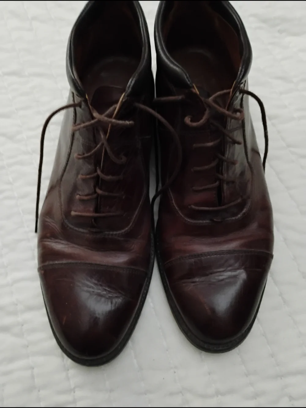 Johnston & Murphy Brown Leather Chukka Boots